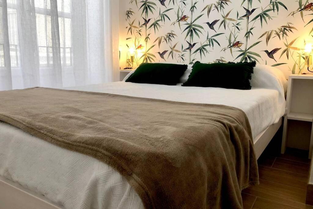 Gatu Premium Villa Libertad, Preferente Mayores De 25 Anos Y Familias 加的斯 外观 照片