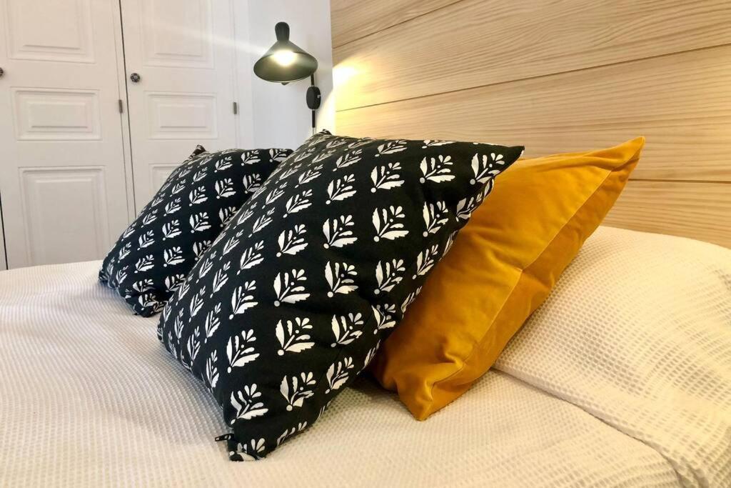 Gatu Premium Villa Libertad, Preferente Mayores De 25 Anos Y Familias 加的斯 外观 照片