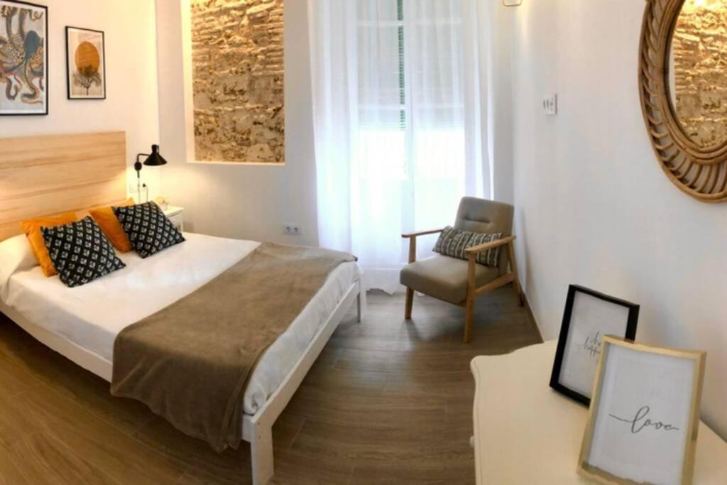 Gatu Premium Villa Libertad, Preferente Mayores De 25 Anos Y Familias 加的斯 外观 照片